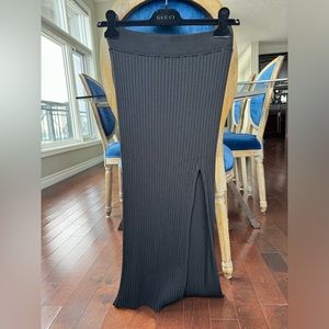 Wilfred Aritzia High Slit Midi Skirt